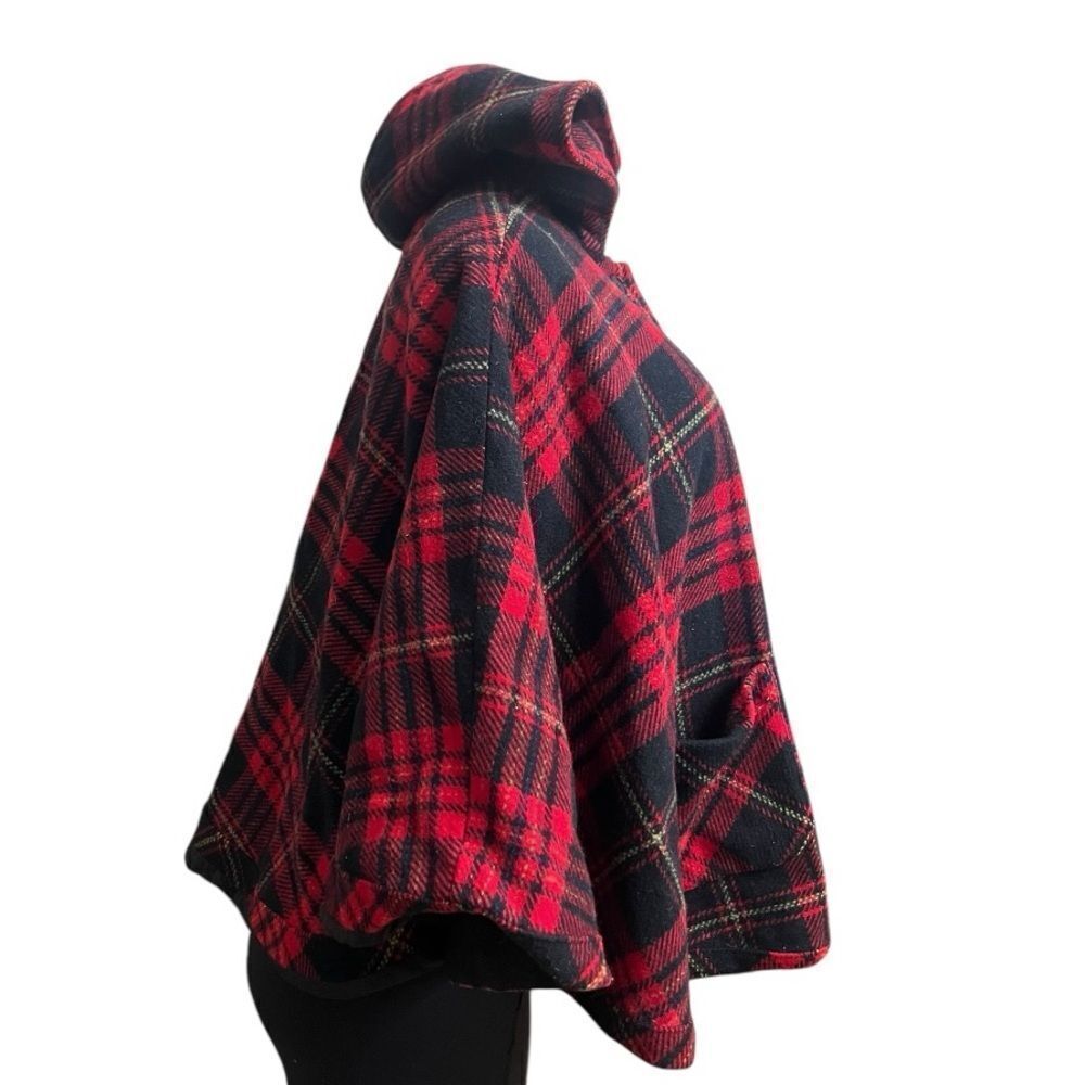 Pendleton virgin wool plaid cape - Picture 2 of 6